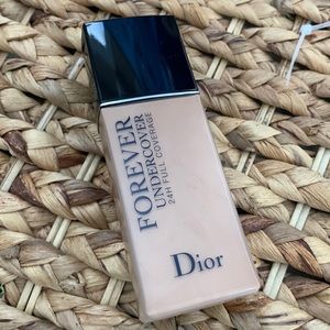 DIOR Forever undercover 24h full coverage color 024. 40mL